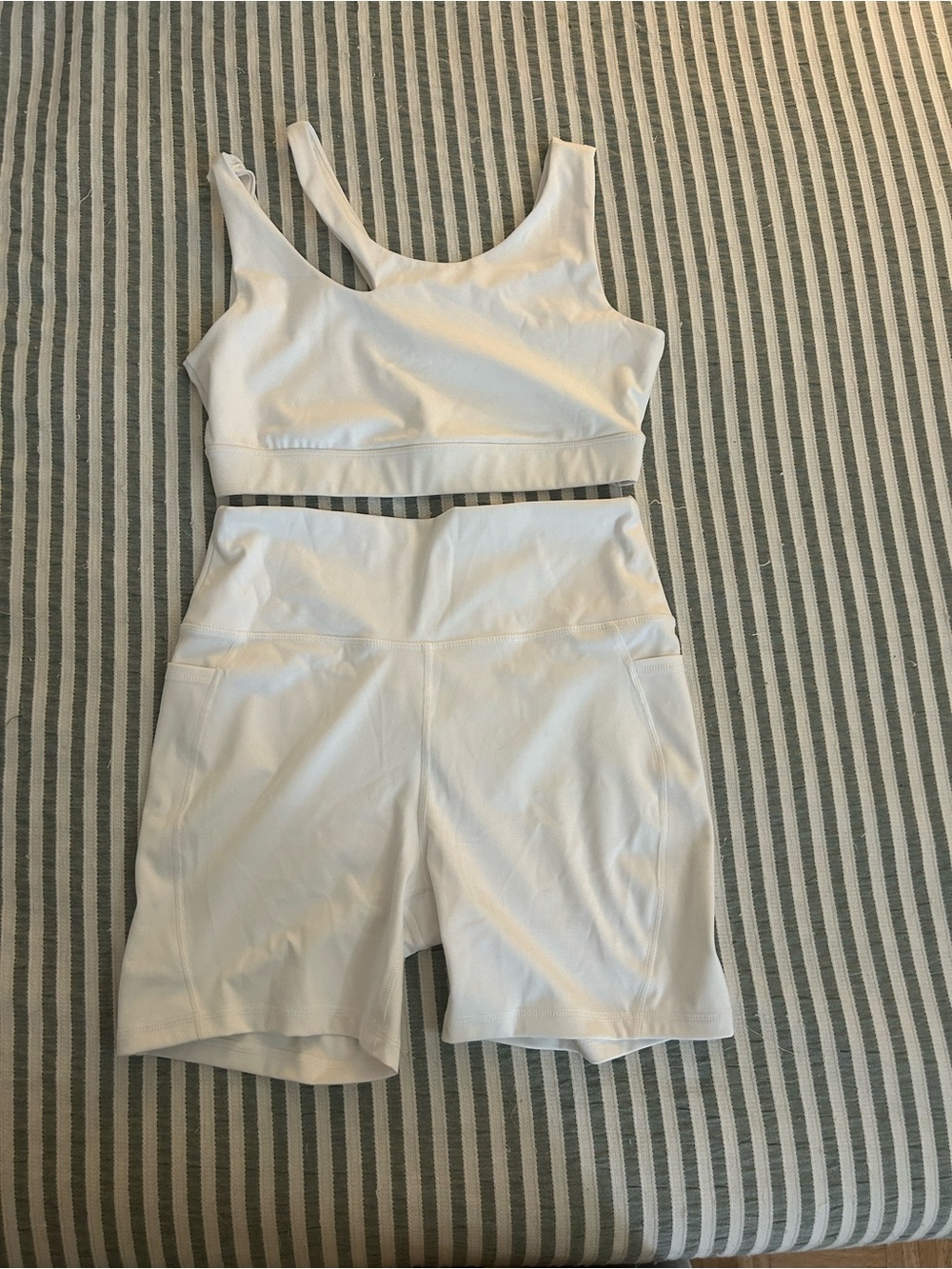 White Activewear Set: Cutout Scoop Sports Bra and Bikeshorts!